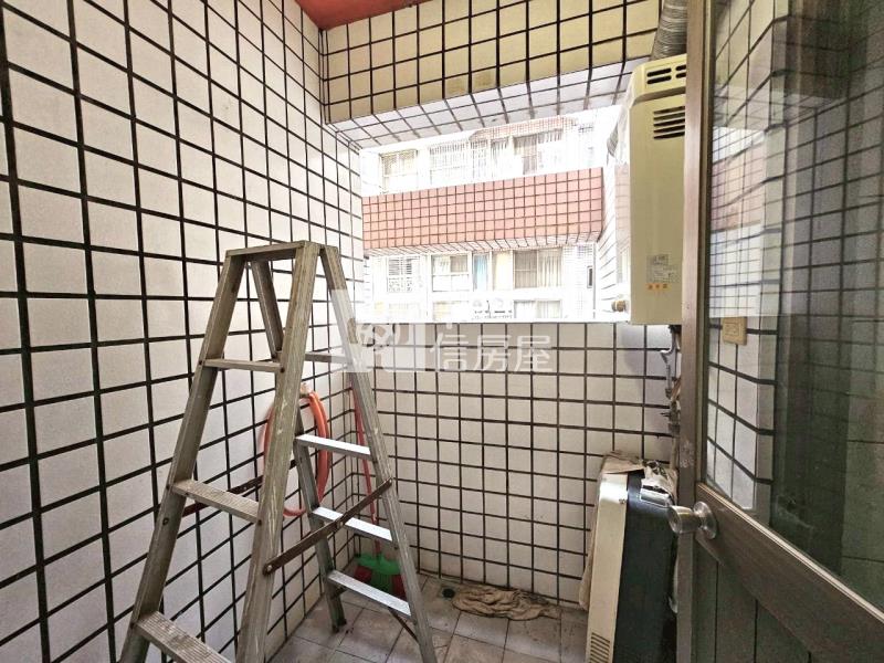 一點利三房車位(專)房屋室內格局與周邊環境