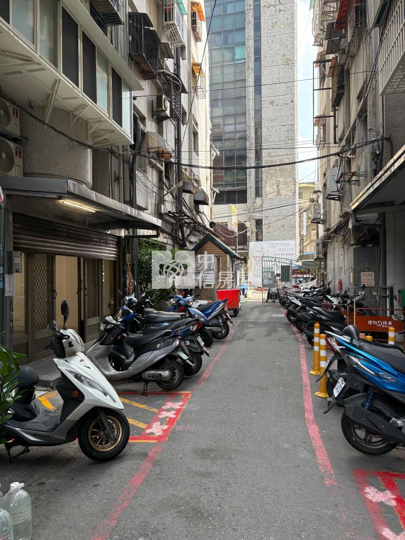 a22遠東雙星(1樓+2樓)店住房屋室內格局與周邊環境
