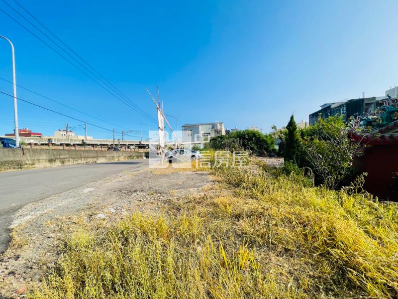 苗栗 後龍火車站旁 大面寬住宅建地(雙面臨路)房屋室內格局與周邊環境