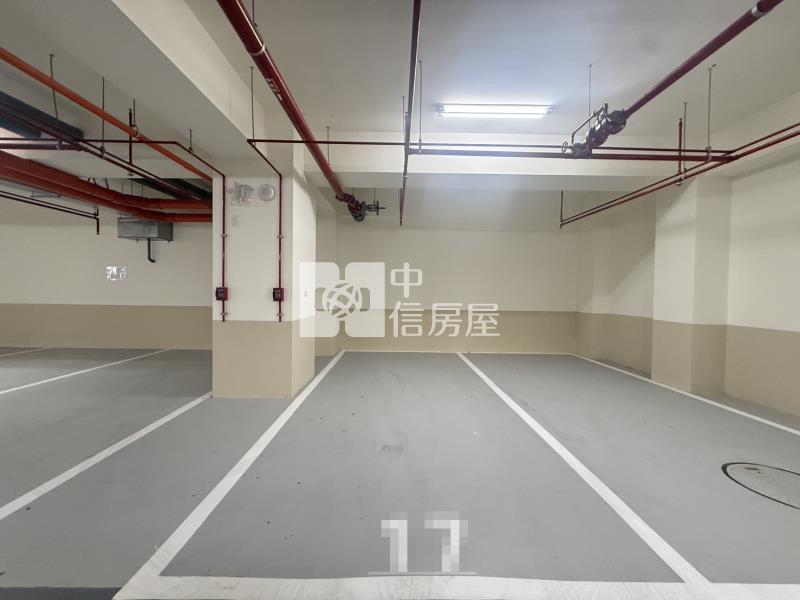 連建苒苒全新未住二房二衛平車房屋室內格局與周邊環境