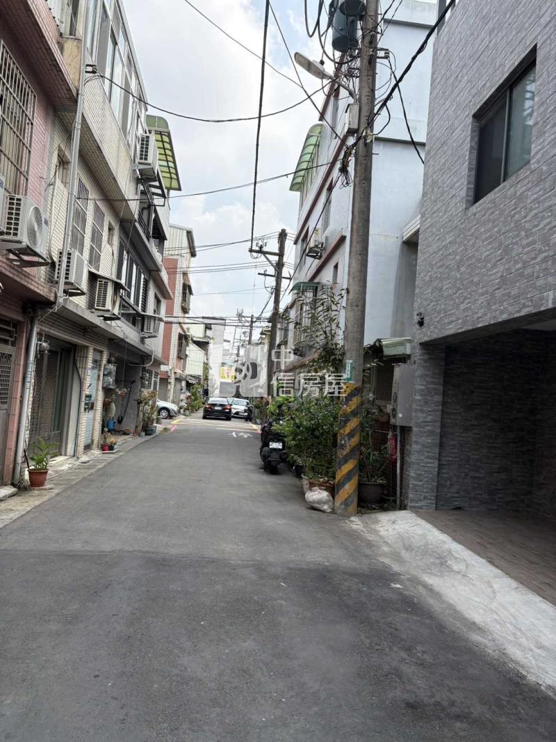 近66整新美透天(2)空屋房屋室內格局與周邊環境