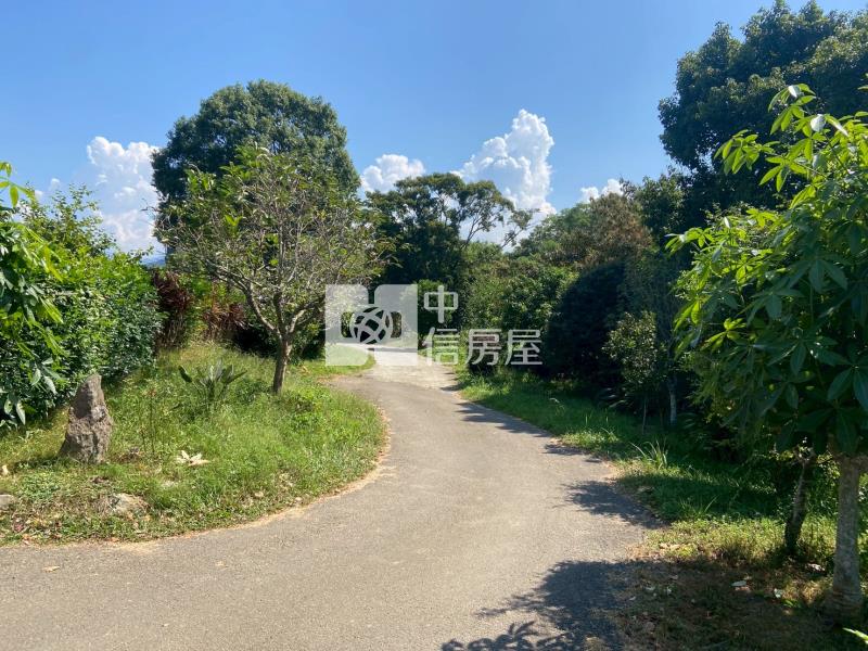 高原交流道美農地房屋室內格局與周邊環境