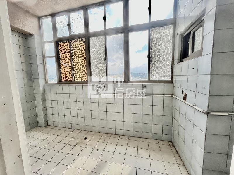 頭份自強路低價華廈房屋室內格局與周邊環境