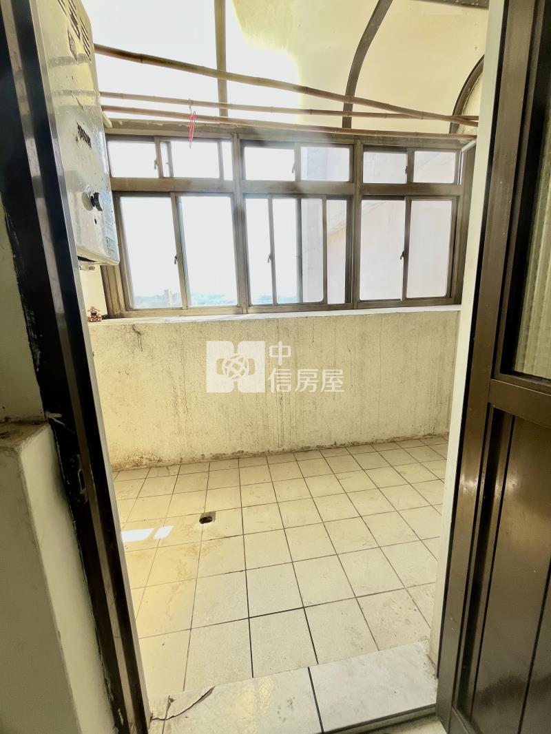 頭份自強路低價華廈房屋室內格局與周邊環境