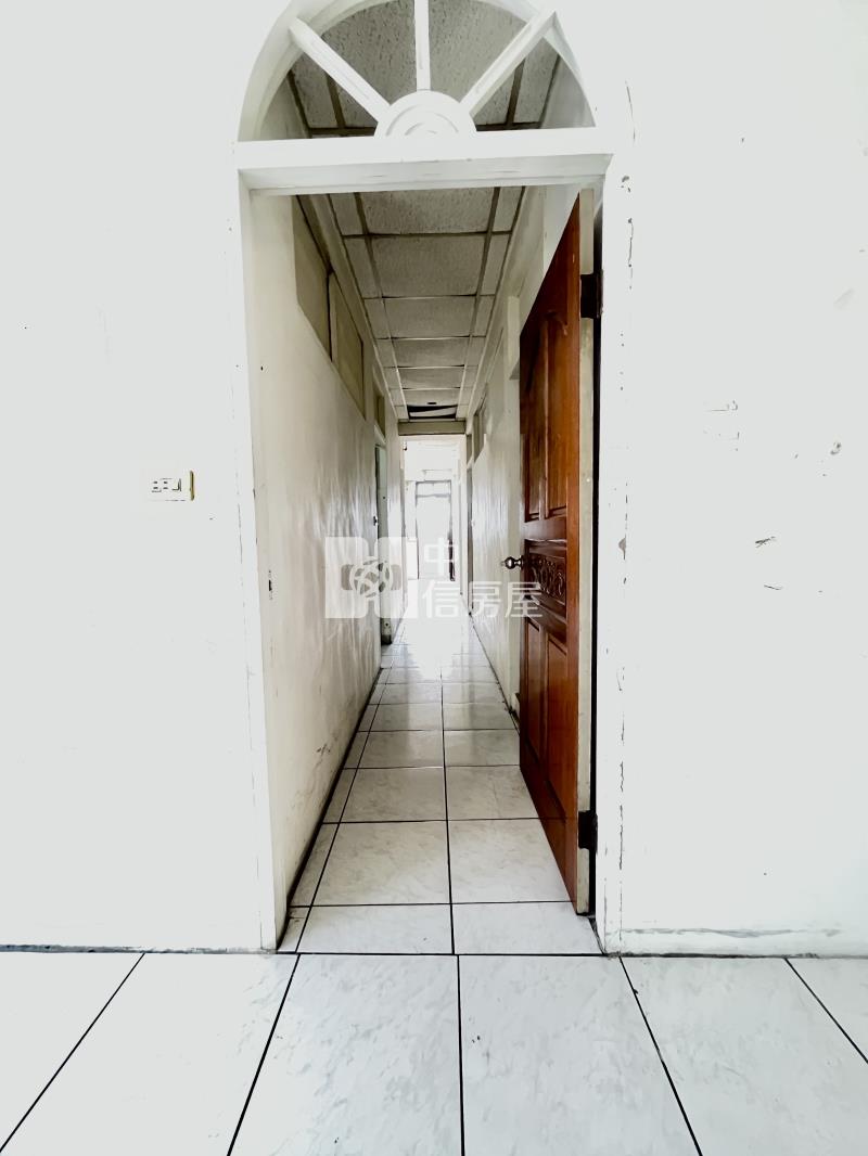 頭份自強路低價華廈房屋室內格局與周邊環境