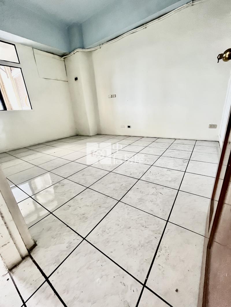 頭份自強路低價華廈房屋室內格局與周邊環境