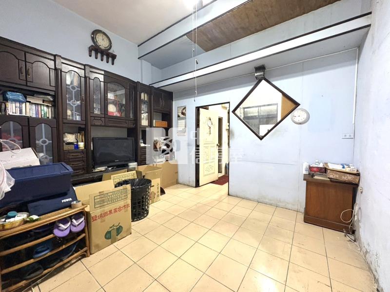 正東山路透店房屋室內格局與周邊環境