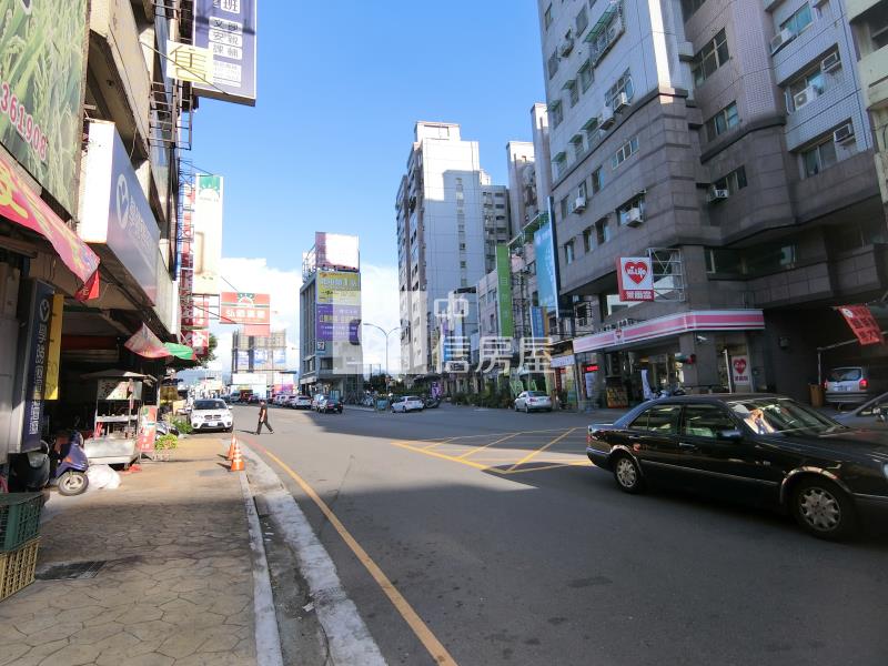 正東山路透店房屋室內格局與周邊環境