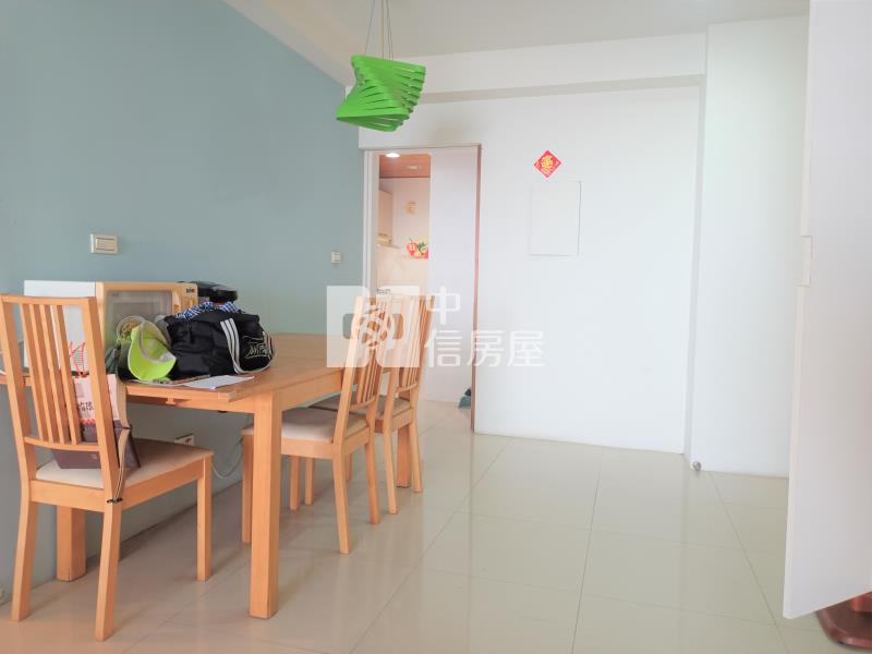 南區花園樓閣高樓層景觀美三房平車房屋室內格局與周邊環境