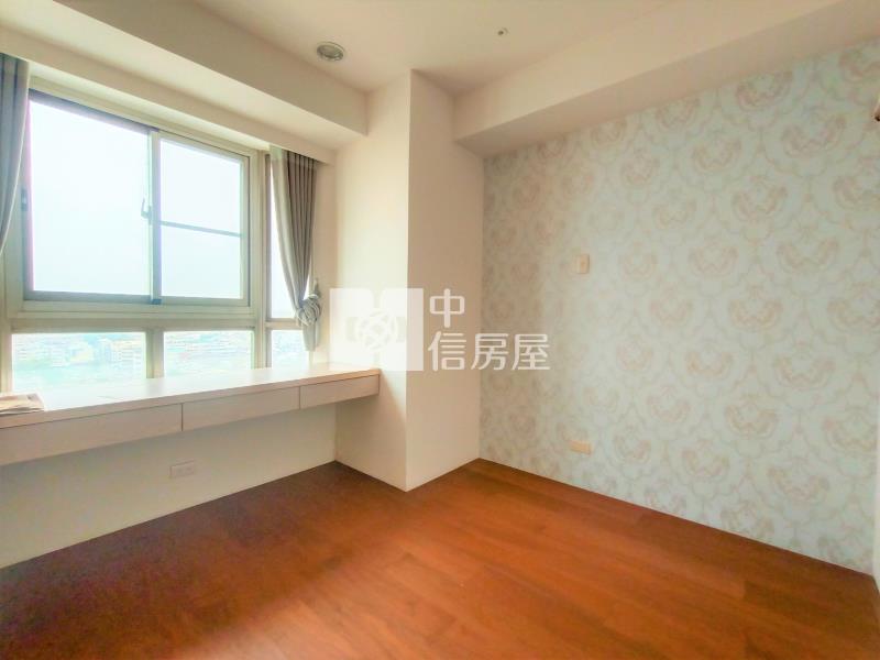 南區花園樓閣高樓層景觀美三房平車房屋室內格局與周邊環境