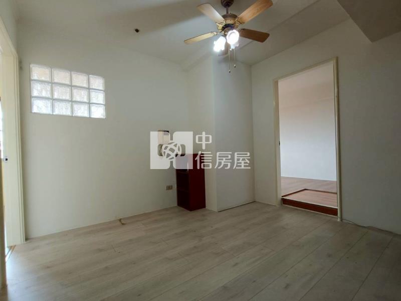專任中興大學旁京國特區-樓中樓3房美華廈房屋室內格局與周邊環境