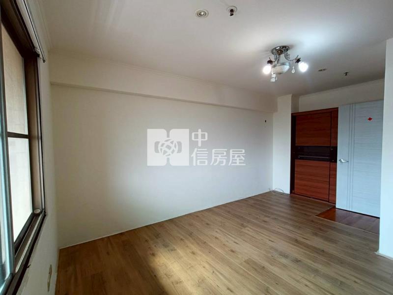 專任中興大學旁京國特區-樓中樓3房美華廈房屋室內格局與周邊環境