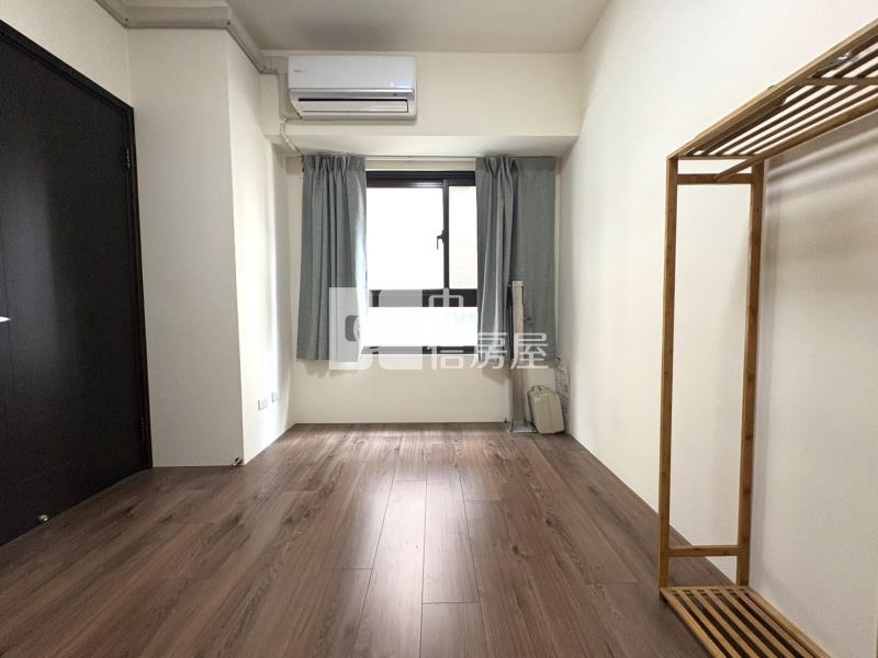 亞大Hello City兩房車位房屋室內格局與周邊環境