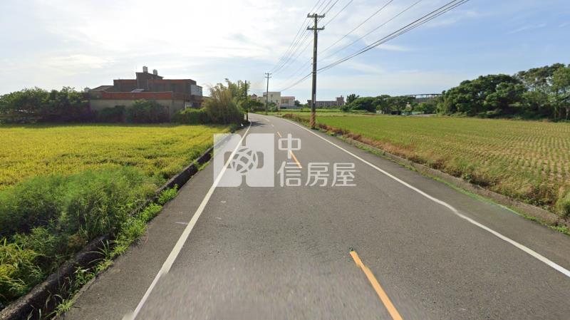 近新屋市區方正農地{正三民路2段}房屋室內格局與周邊環境