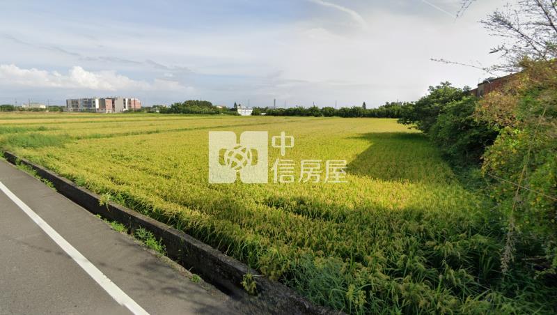 近新屋市區方正農地{正三民路2段}房屋室內格局與周邊環境