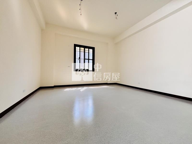 中興學區旁大地坪平房房屋室內格局與周邊環境