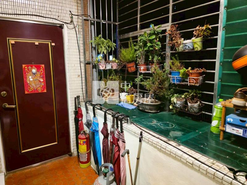 (獨家專賣)618-迴龍國小邊間頂佳【中信王牌】房屋室內格局與周邊環境