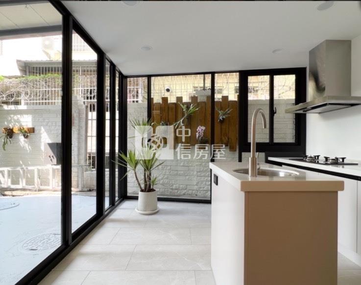 四張犁公園旁美3房美廈(專任)房屋室內格局與周邊環境