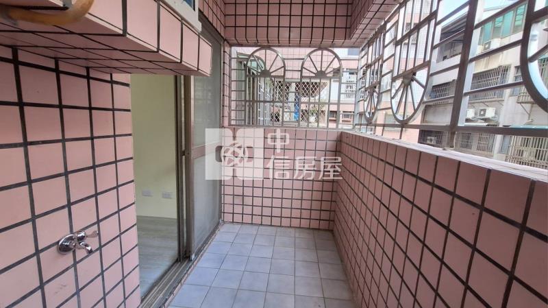 文心百利三房車位精裝美廈房屋室內格局與周邊環境