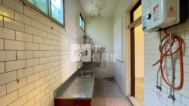 近66快速道路.獅子林活巷透天房屋室內格局與周邊環境