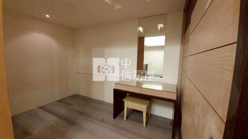 平鎮典藏巴黎套房房屋室內格局與周邊環境