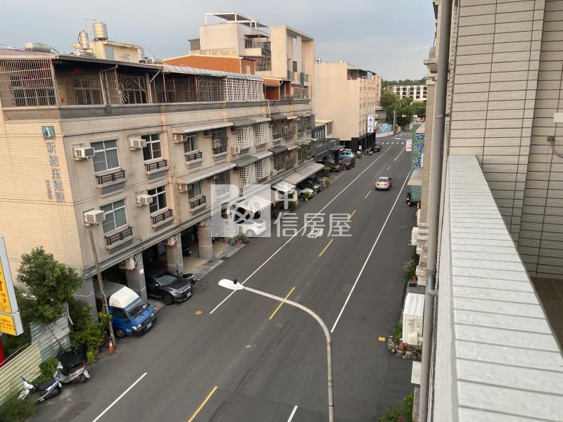 小港桂林商圈大面寬臨路透天店面(A)房屋室內格局與周邊環境