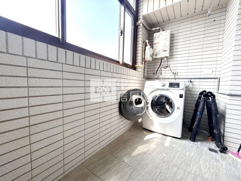 【新世紀】內壢高中景觀2+1房車房屋室內格局與周邊環境
