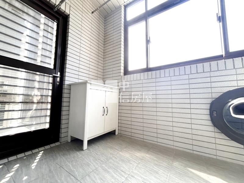 【新世紀】內壢高中景觀2+1房車房屋室內格局與周邊環境