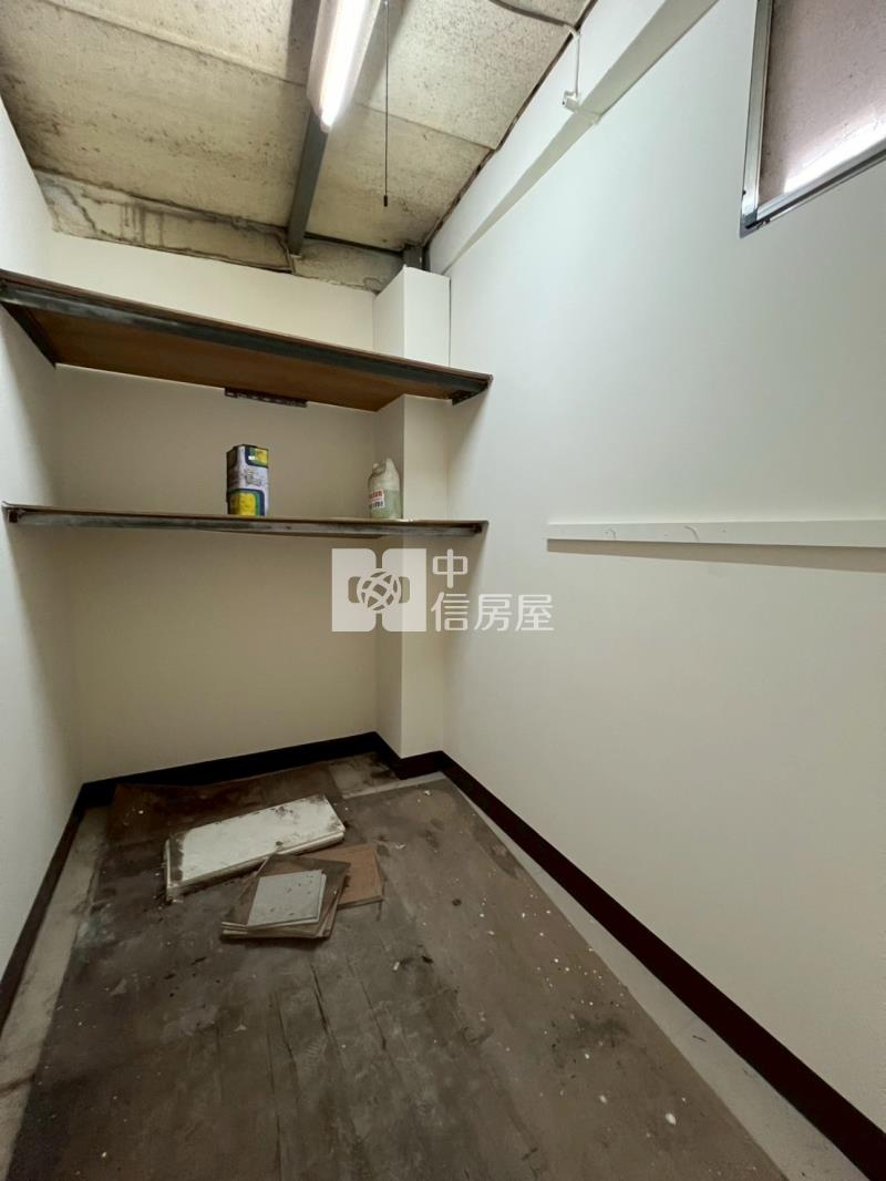 中壢體育園區透天房屋室內格局與周邊環境
