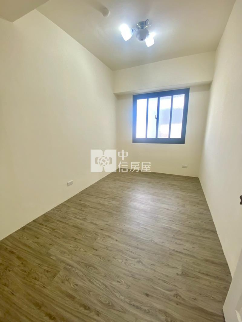 大里家樂福車位美廈房屋室內格局與周邊環境