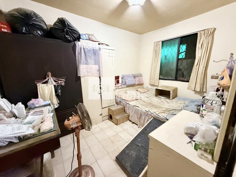 四維國小捷運站大地坪透天房屋室內格局與周邊環境
