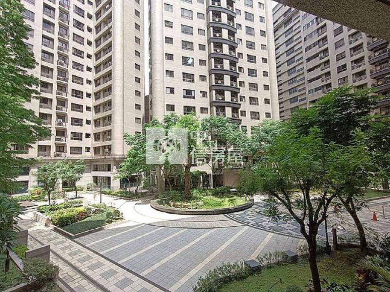 藝文捷運綠線G10-紐約大時代(中信卓越團隊)房屋室內格局與周邊環境