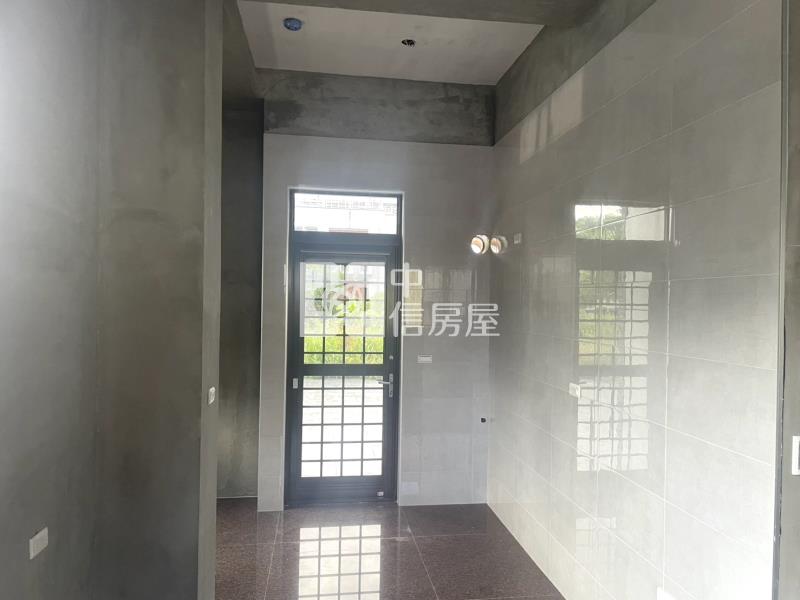 三民國小全新精湛電梯農舍房屋室內格局與周邊環境