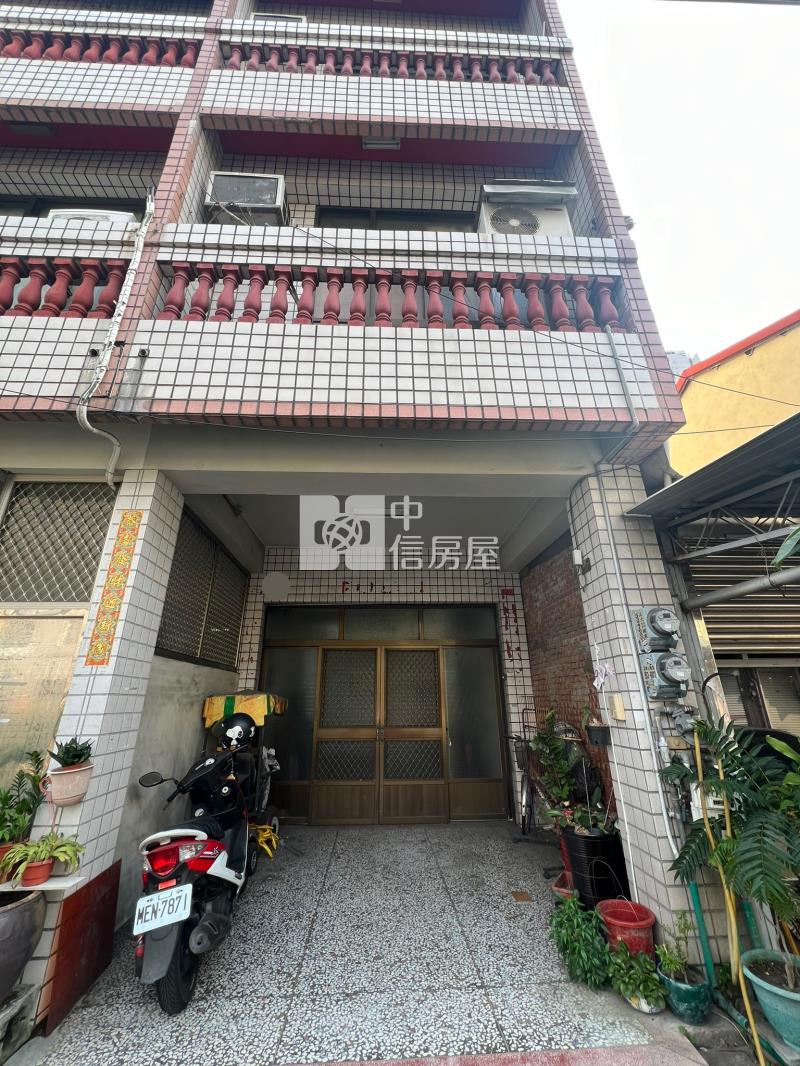 斗六正榮譽路優質店住房屋室內格局與周邊環境