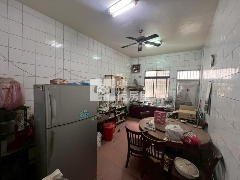 斗六正榮譽路優質店住房屋室內格局與周邊環境