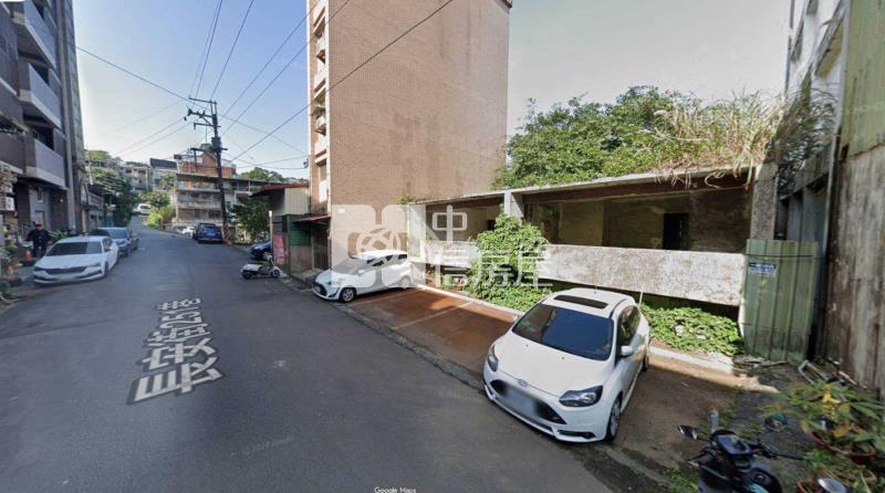 基隆市七堵區買地68坪送屋房屋室內格局與周邊環境