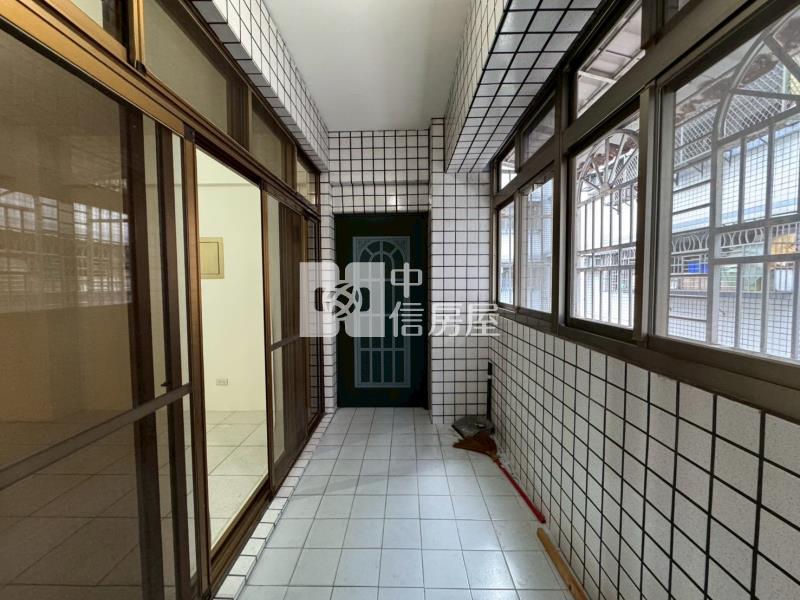 迴龍國中小大三房房屋室內格局與周邊環境