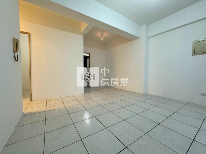 迴龍國中小大三房房屋室內格局與周邊環境