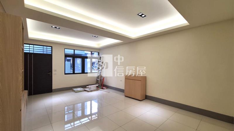潭子大豐商圈全新裝潢美透天房屋室內格局與周邊環境