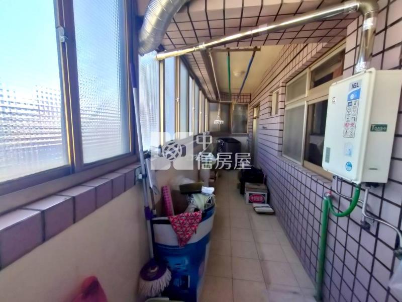 中壢A22景觀4改3房車房屋室內格局與周邊環境