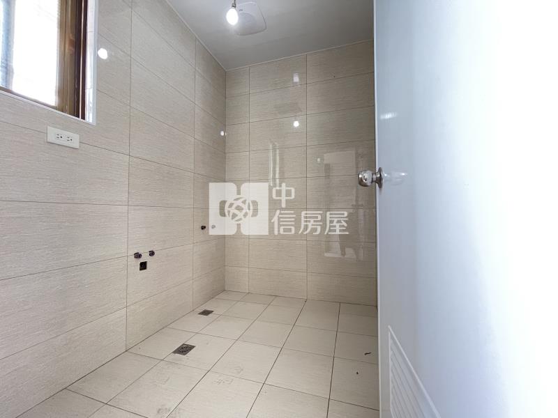 迴龍國中小大三房車房屋室內格局與周邊環境