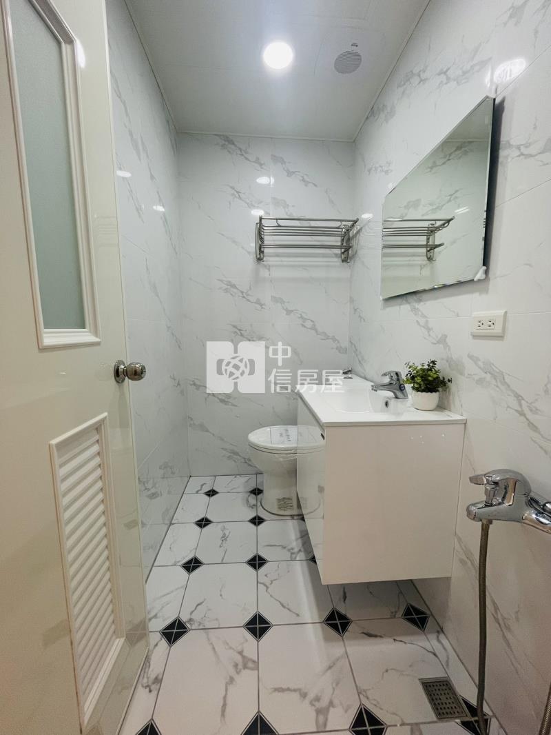 【奔馳】敦煌大地美三房車房屋室內格局與周邊環境