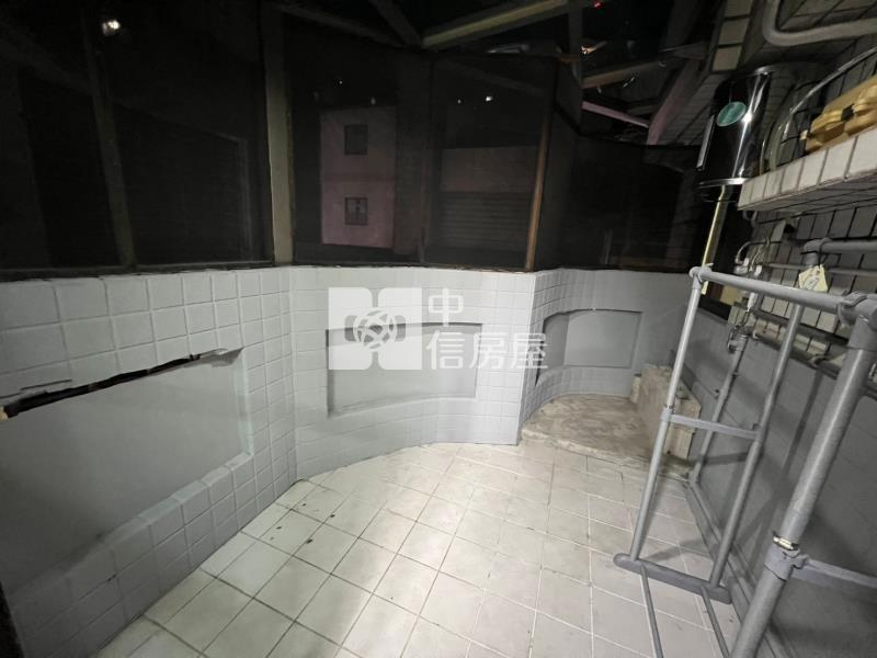 (美村逸境)國美館特區14米大面寬美樓店房屋室內格局與周邊環境