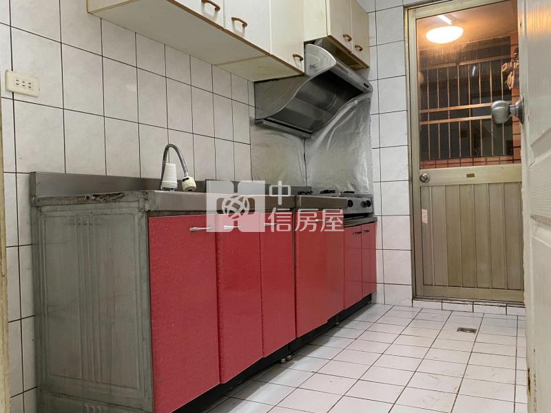 洲際棒球場旁大三房美寓房屋室內格局與周邊環境