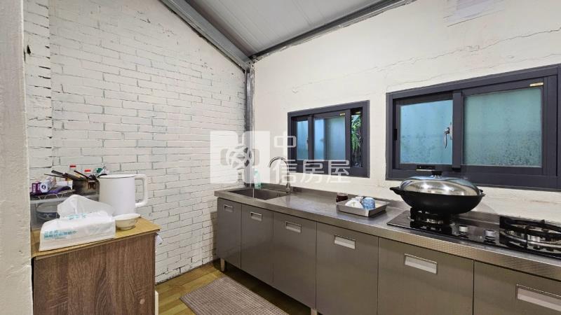 新社買地送屋超大地坪含甲建房屋室內格局與周邊環境