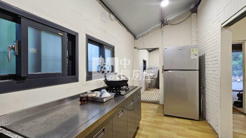 新社買地送屋超大地坪含甲建房屋室內格局與周邊環境