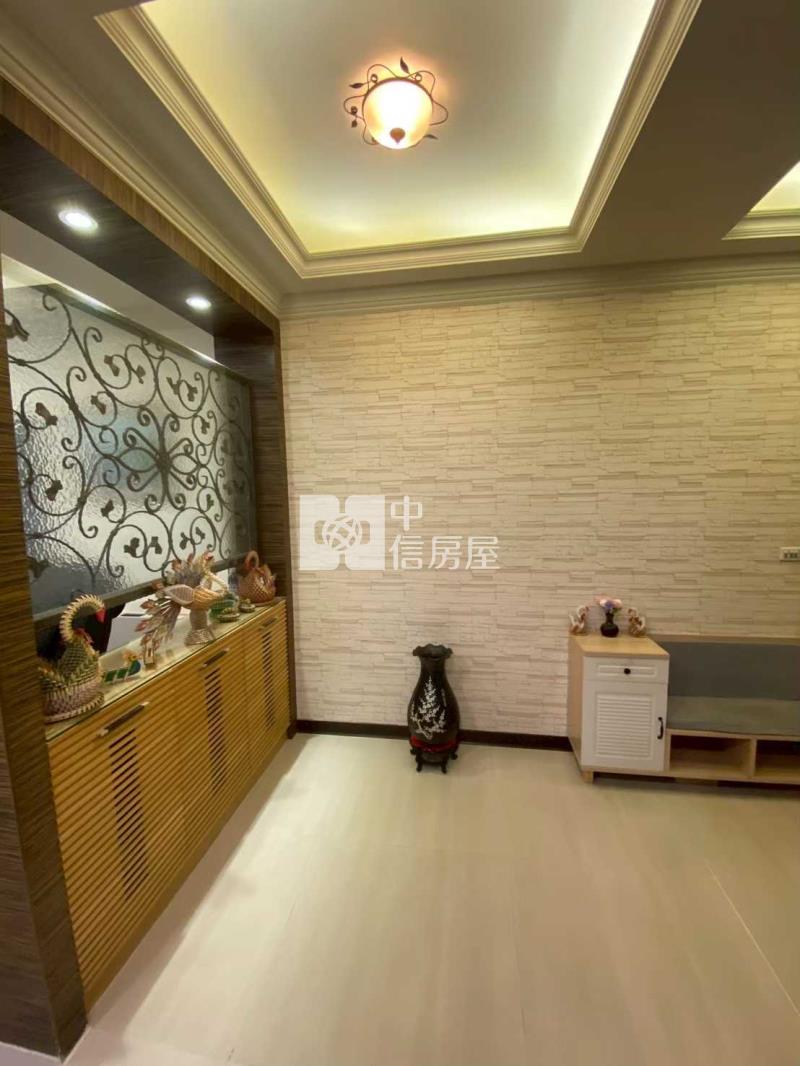 近蓮園豪華農舍房屋室內格局與周邊環境