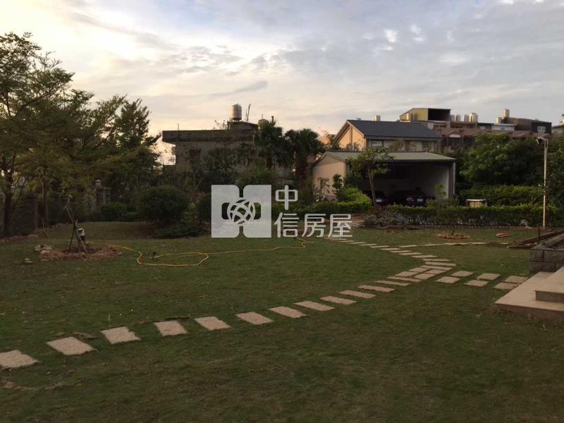 近蓮園豪華農舍房屋室內格局與周邊環境