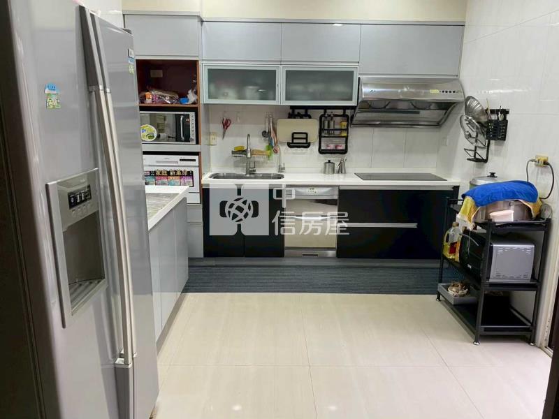 近蓮園豪華農舍房屋室內格局與周邊環境