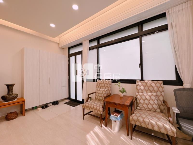 文化中心 電梯別墅房屋室內格局與周邊環境